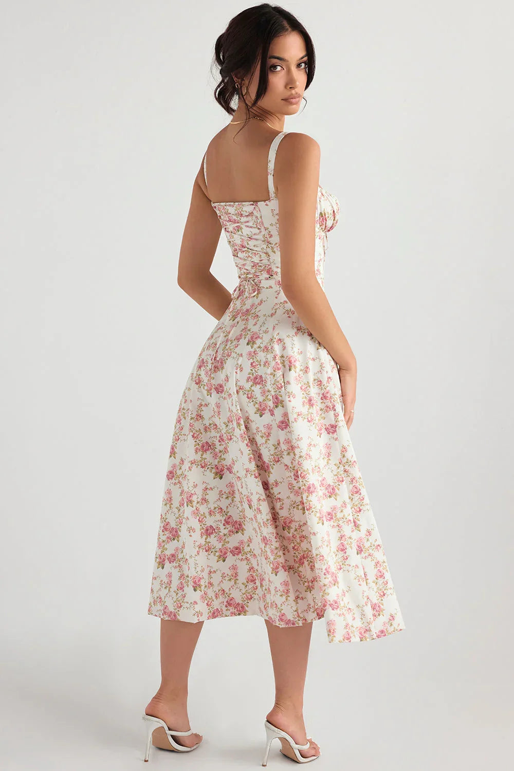 Riverside Sweetheart Midi Dress with Fitted Waist