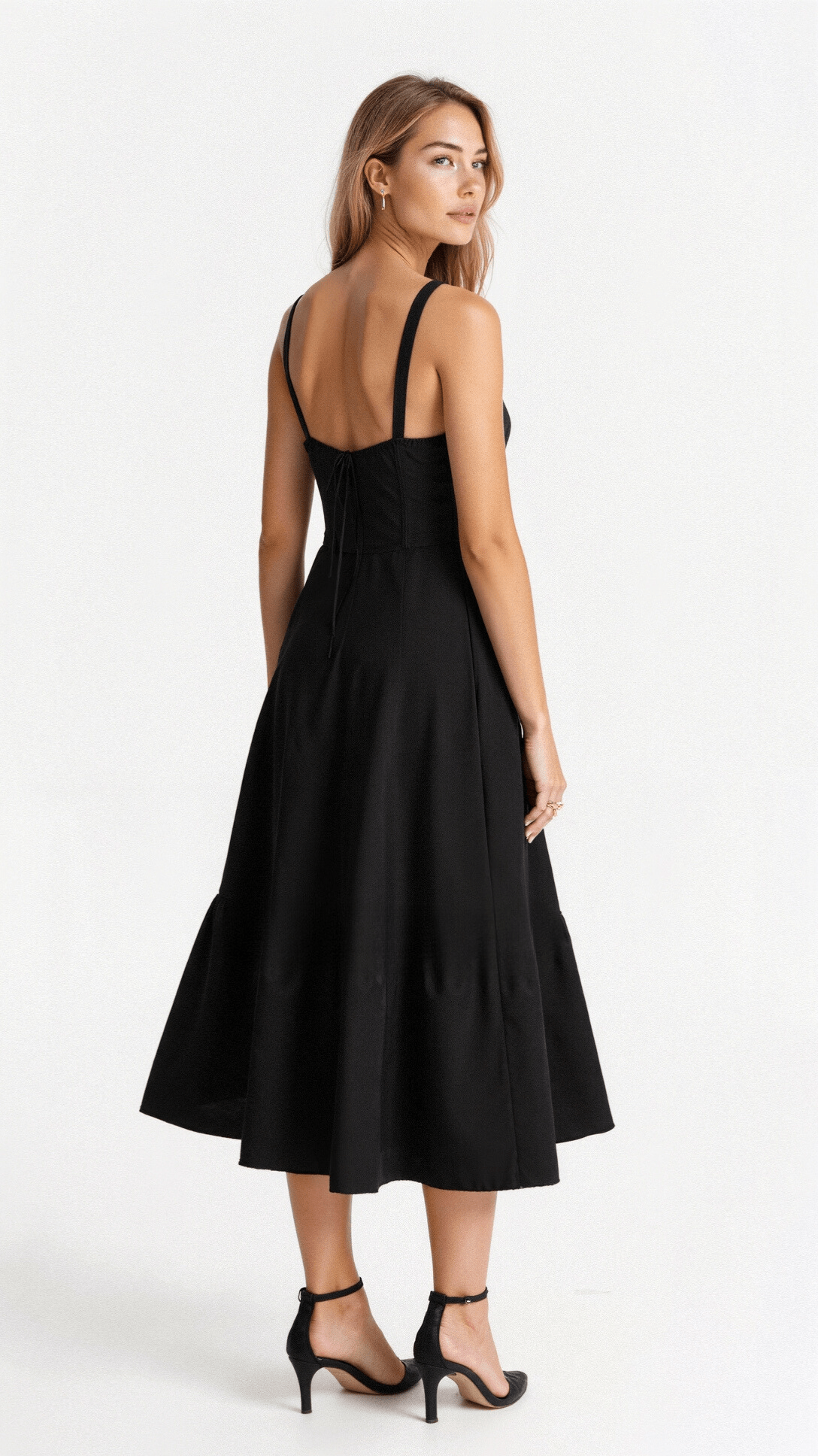 Riverside Sweetheart Midi Dress with Fitted Waist