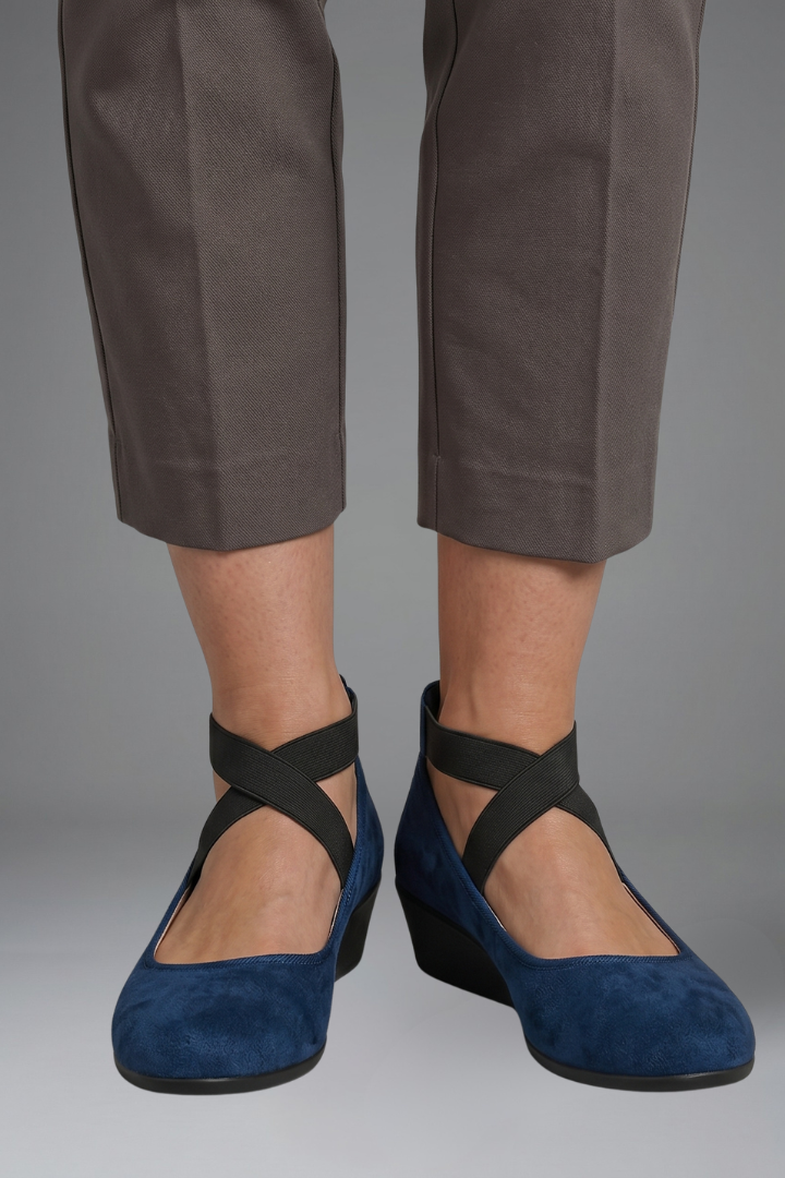 Monterey Crisscross Strap Orthopedic Flats for Women