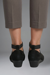 Monterey Crisscross Strap Orthopedic Flats for Women