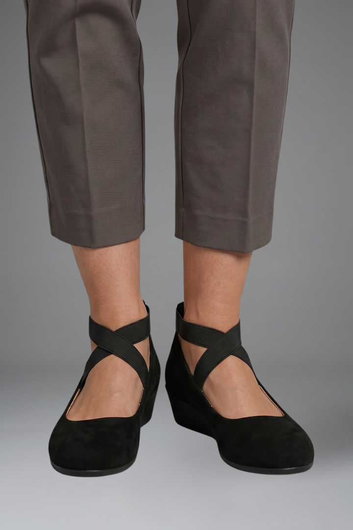 Monterey Crisscross Strap Orthopedic Flats for Women
