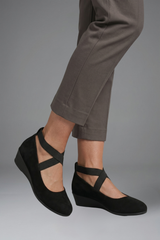 Monterey Crisscross Strap Orthopedic Flats for Women