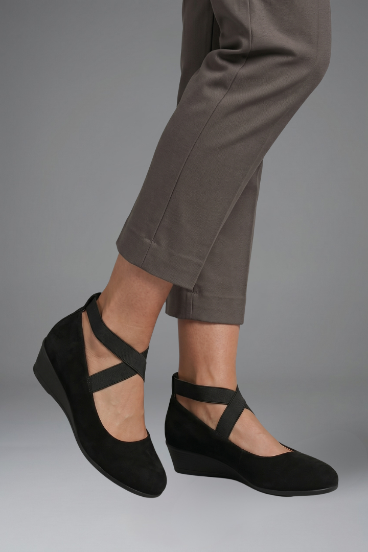 Monterey Crisscross Strap Orthopedic Flats for Women