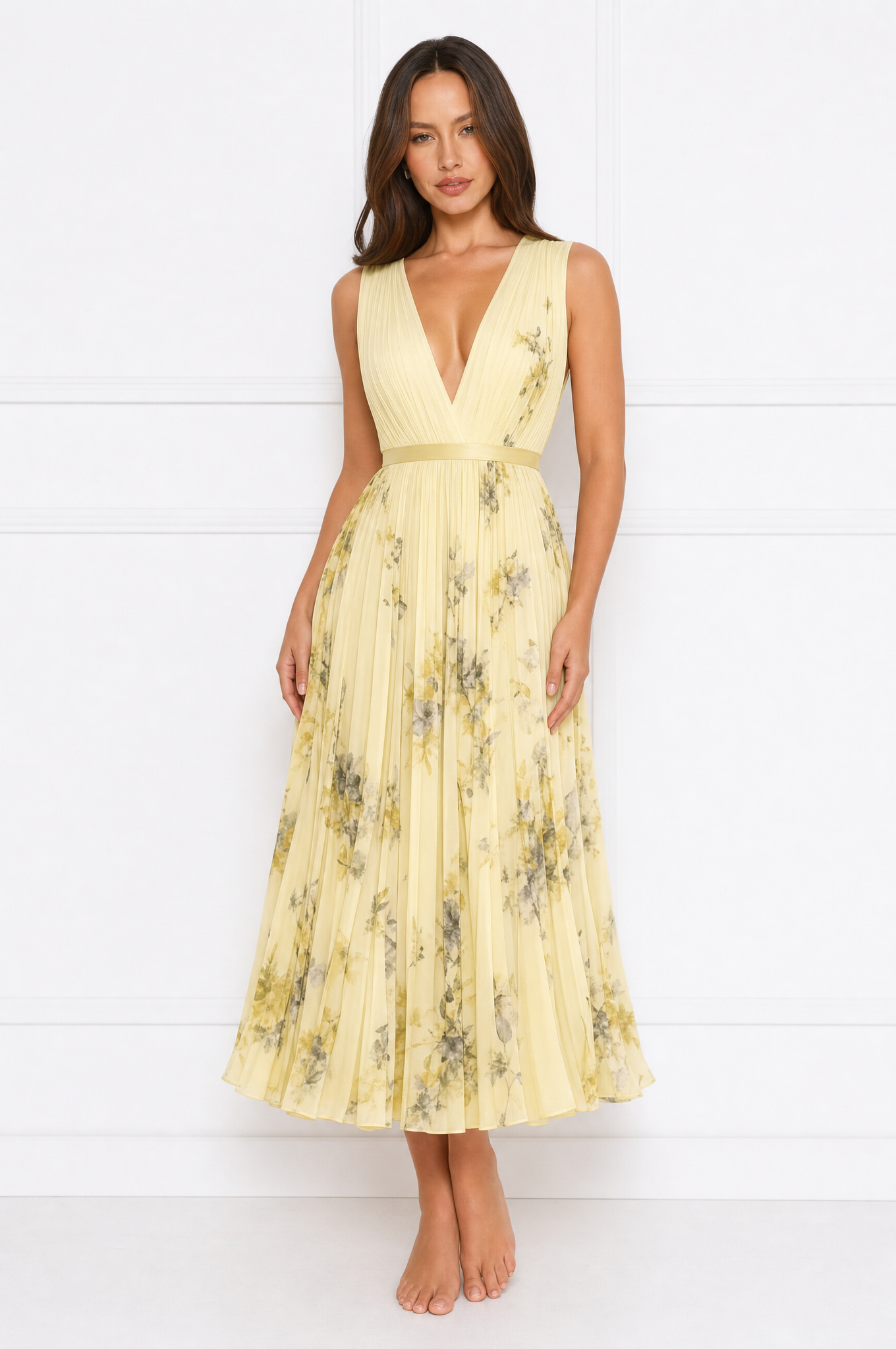Samantha elegant pleated summer dress with V-neckline – product photo 6