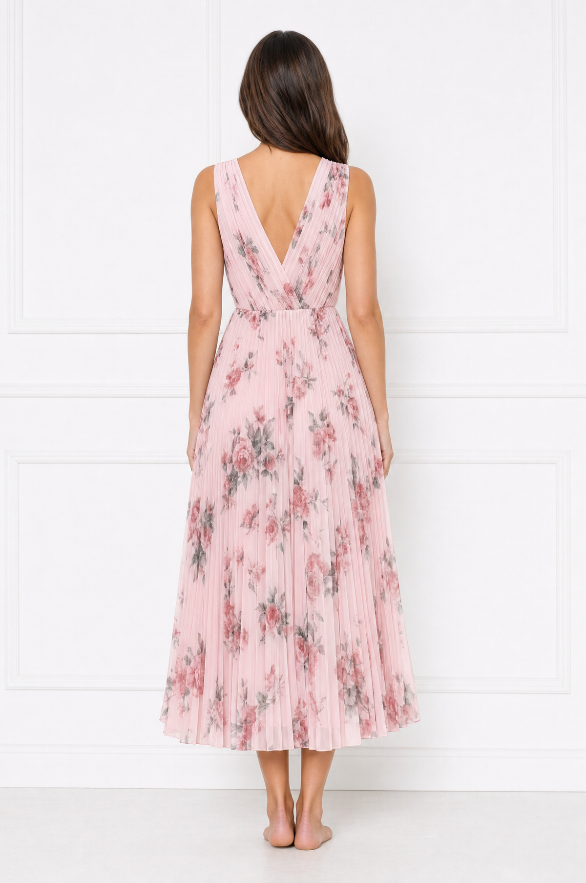 Samantha elegant pleated summer dress with V-neckline – product photo 3