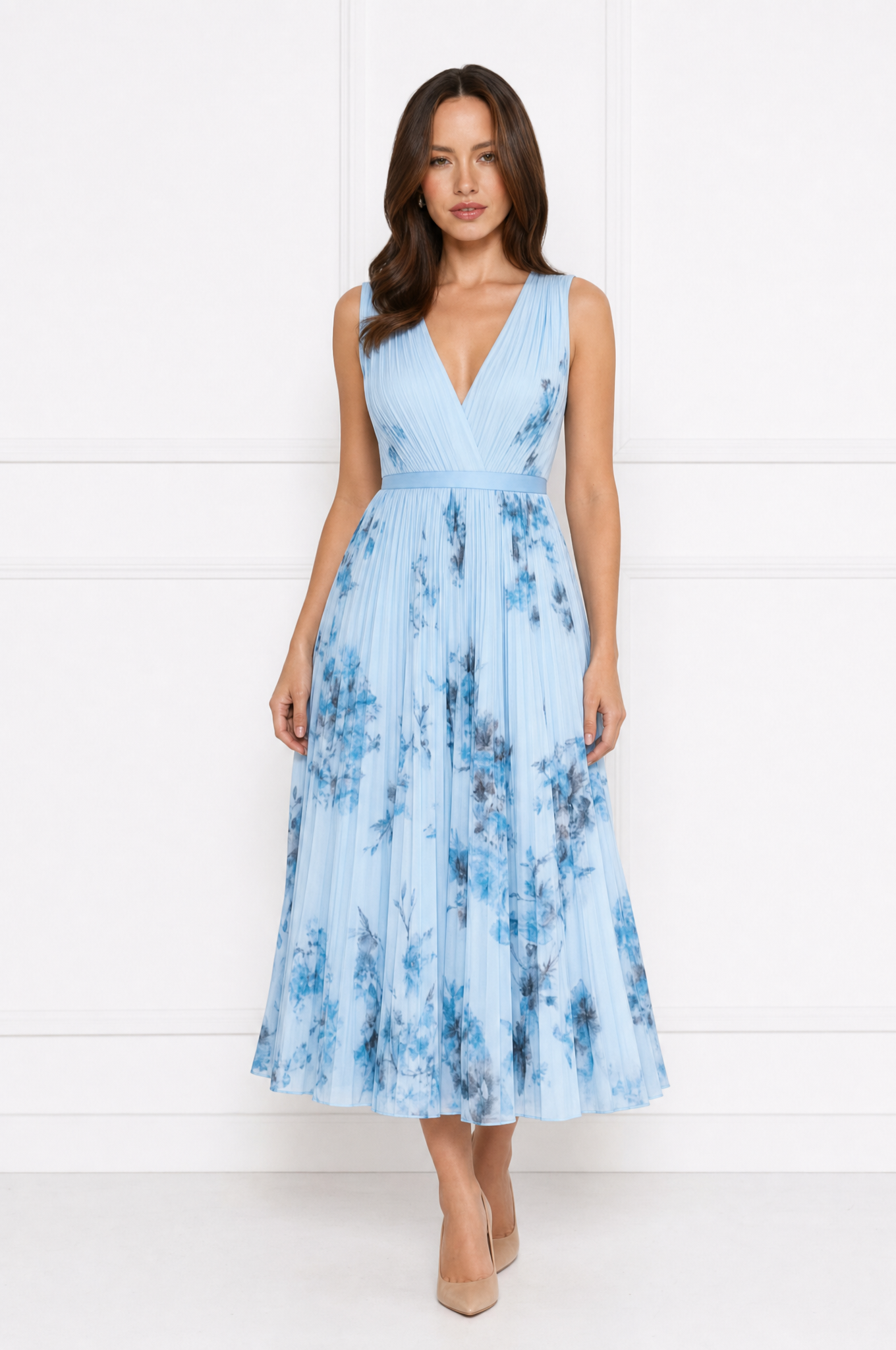 Samantha elegant pleated summer dress with V-neckline – product photo 7