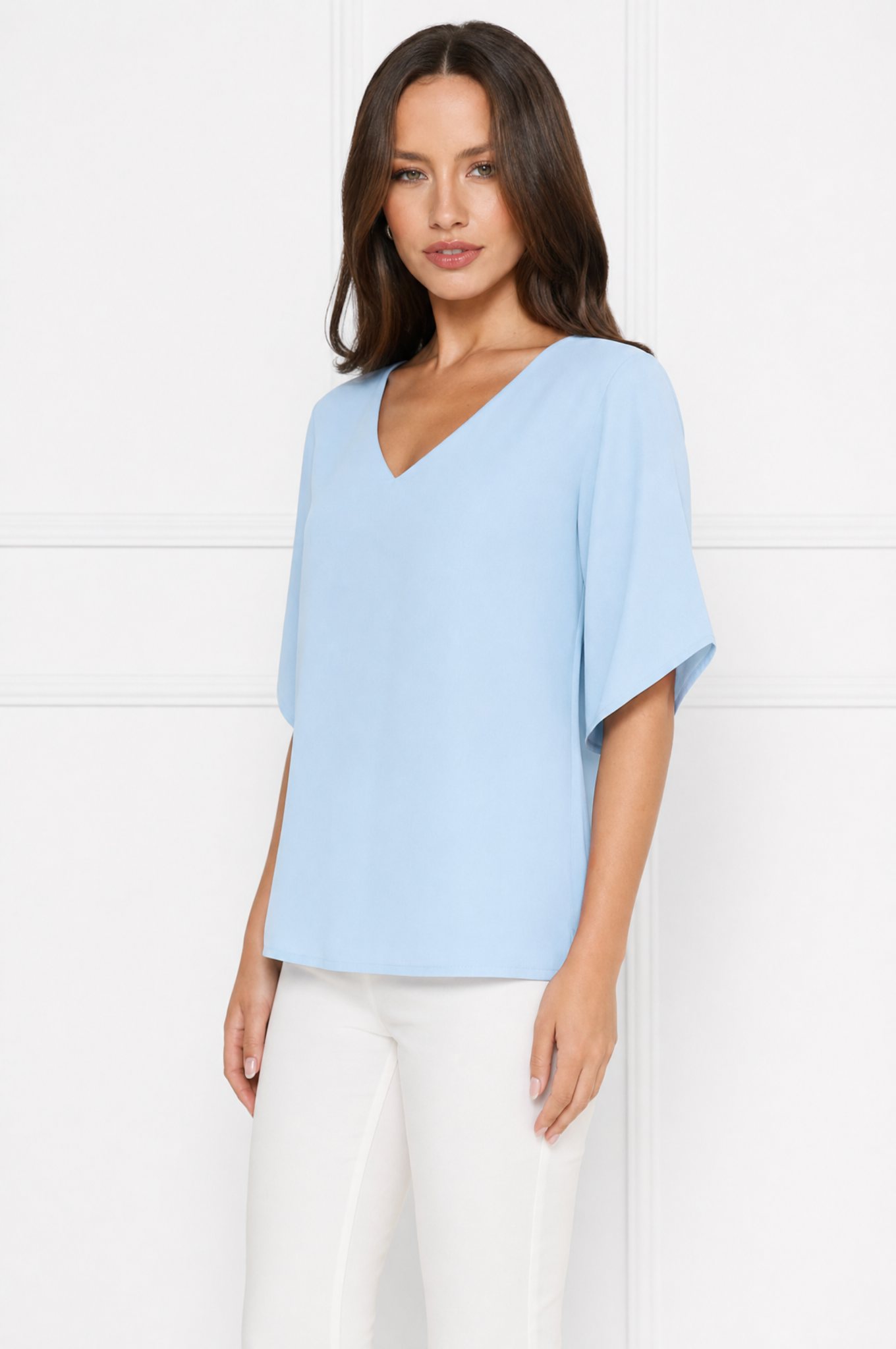 Mia chic white blouse with short sleeves – product photo 2